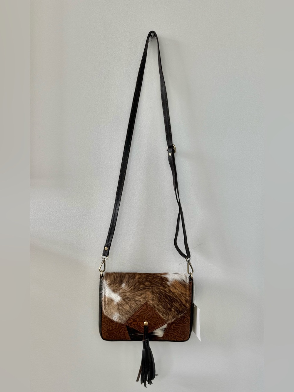 NWT Countryside Co. Del Rio Cowhide Tooled Leather Envelope Crossbody Bag👛✨